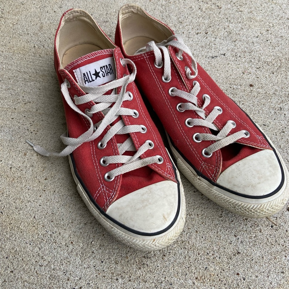 Converse Low Tops